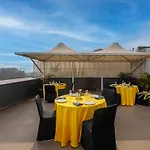 Hotel Saket 27