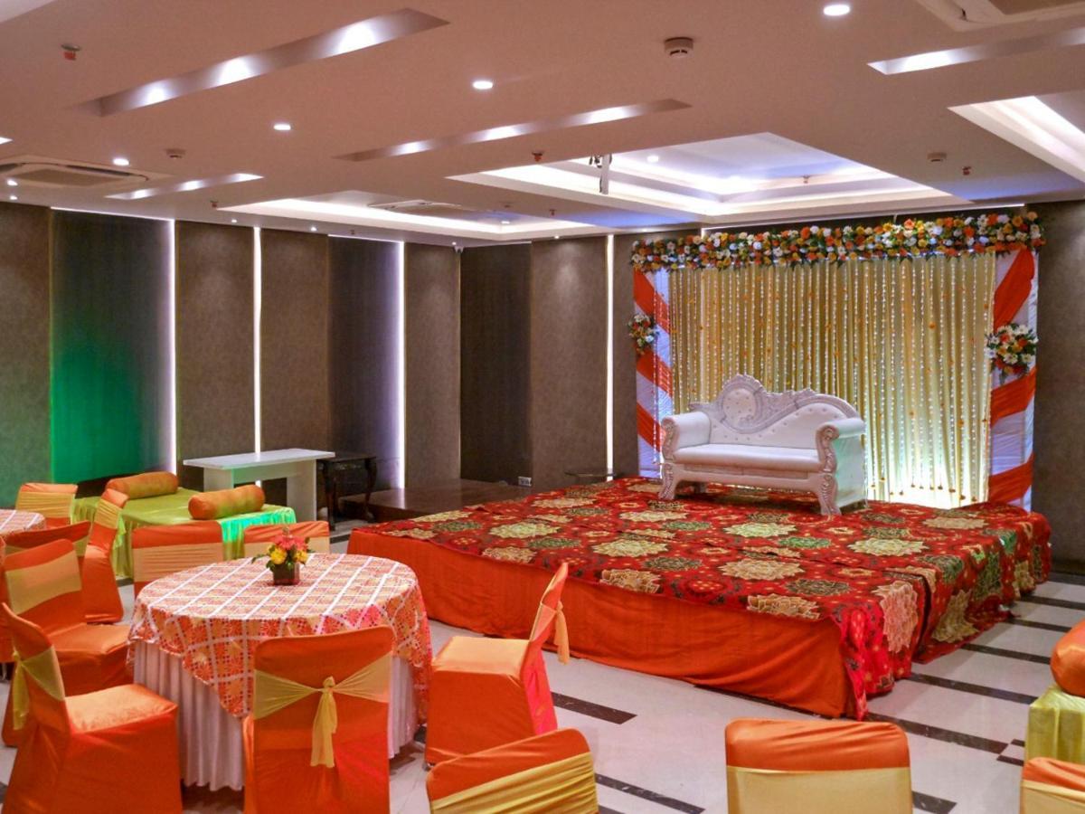 Saket 27 New Delhi
