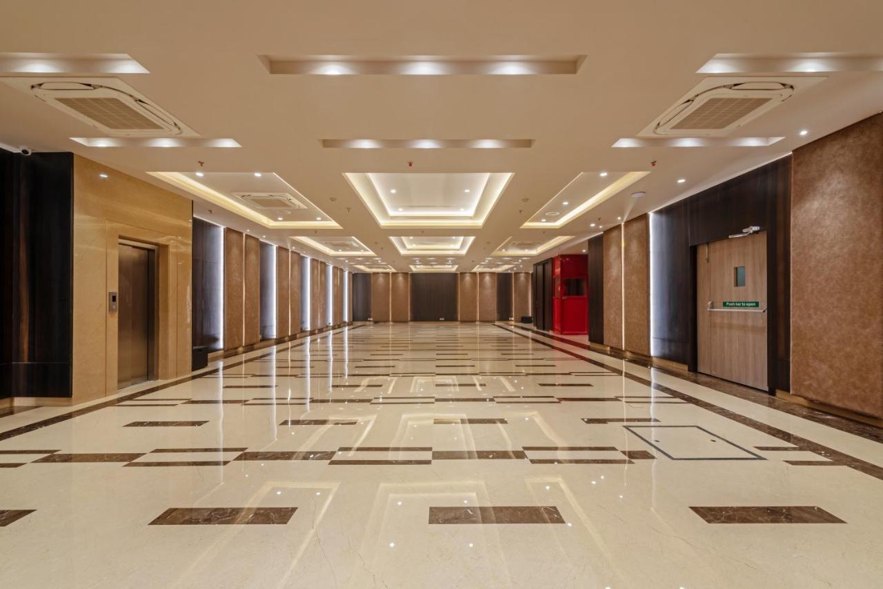 Saket 27 Hotel 4*