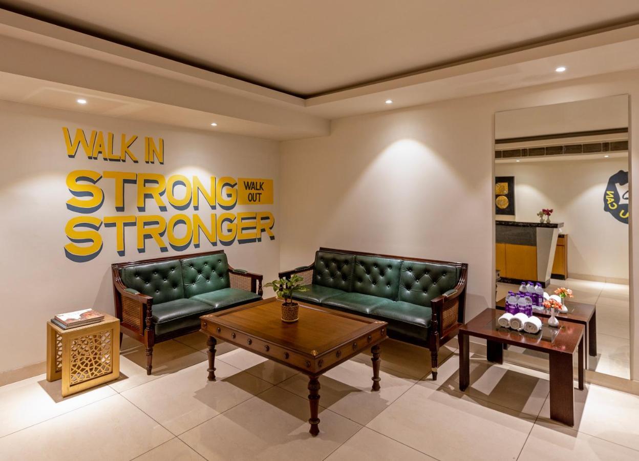 Hotel Saket 27 4*